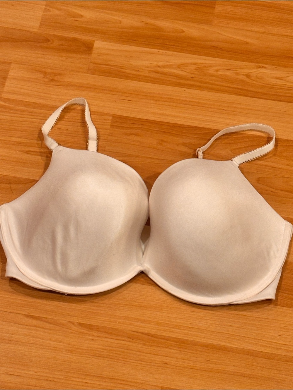 Victoria’s Secret Push Up Bra - White